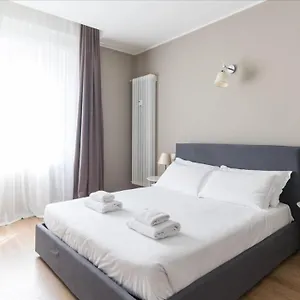 Freguglia 2 Apartment Milan