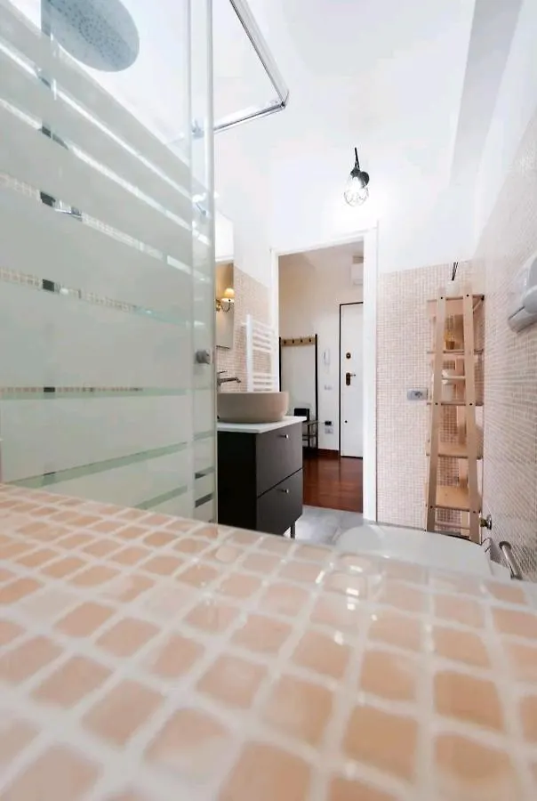 Maison Indipendenza Bologna 0*,  Italy
